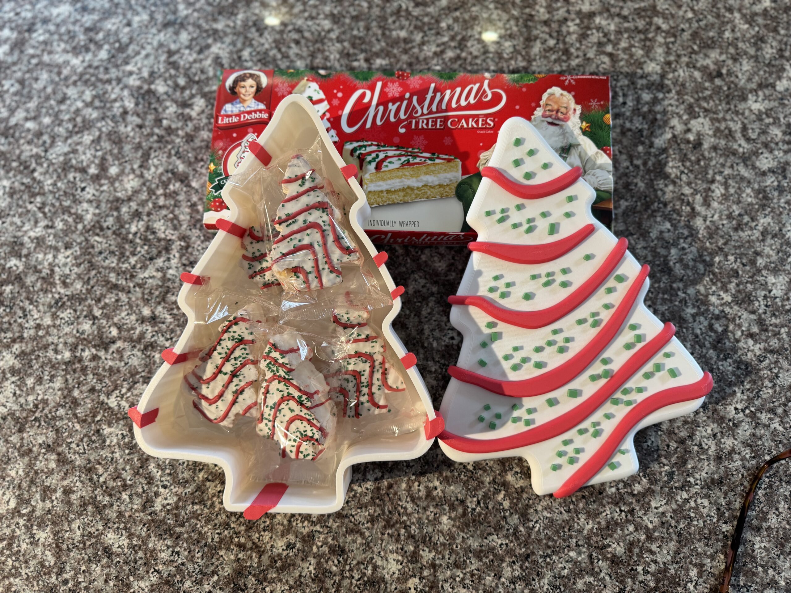Christmas Tree Cake Box - Image 2