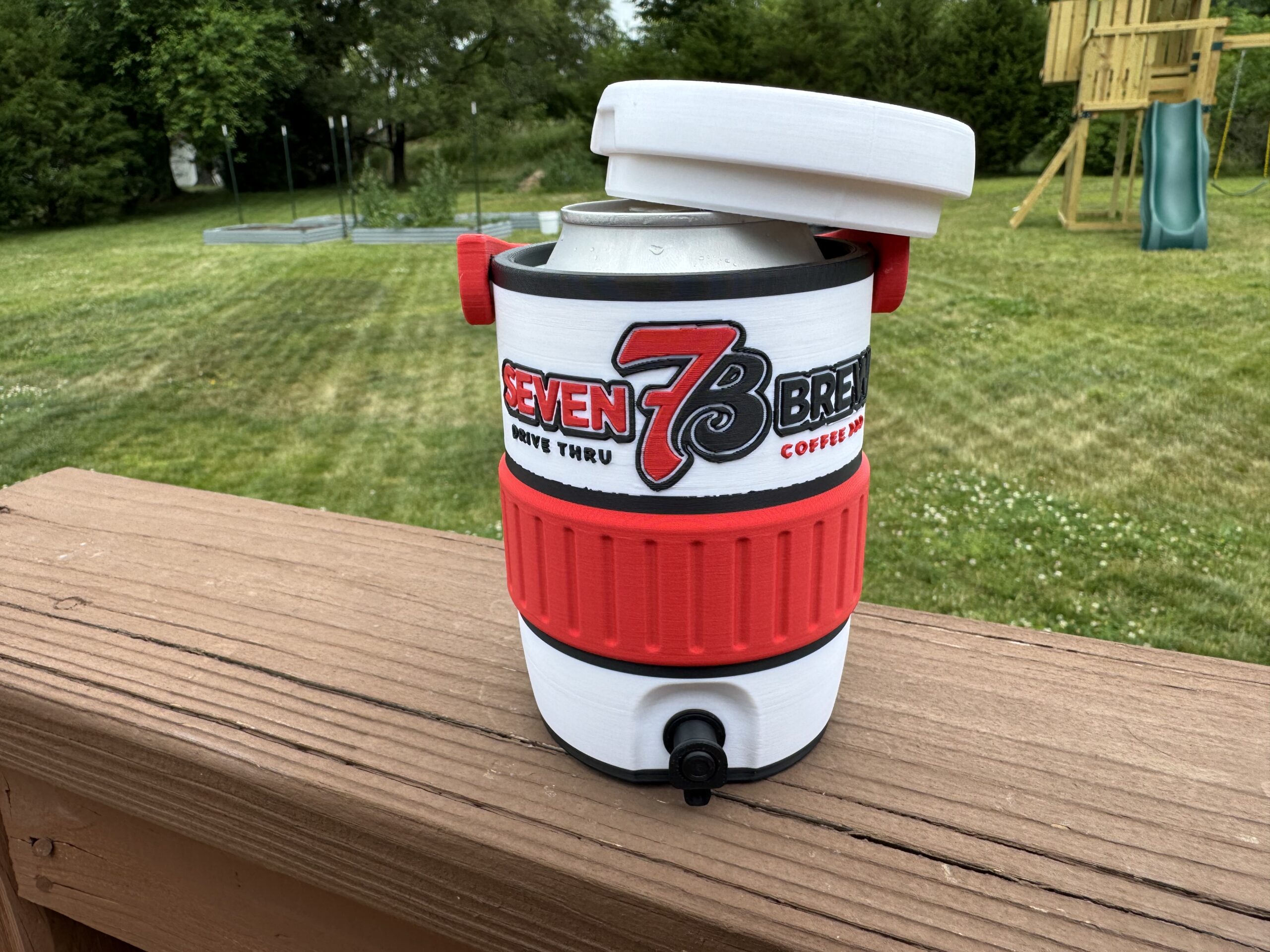 7Brew Can Cooler - Image 4