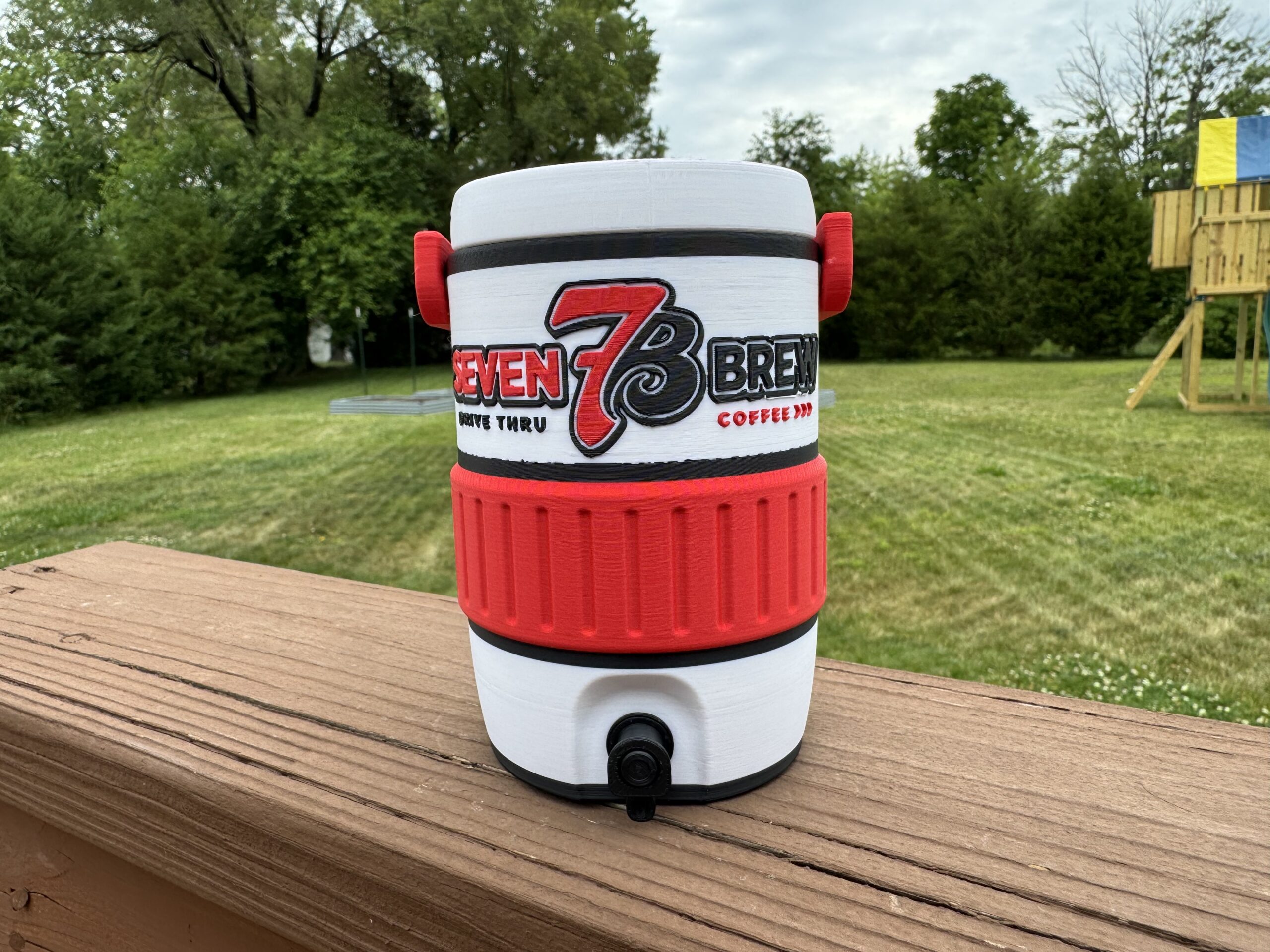 7Brew Can Cooler