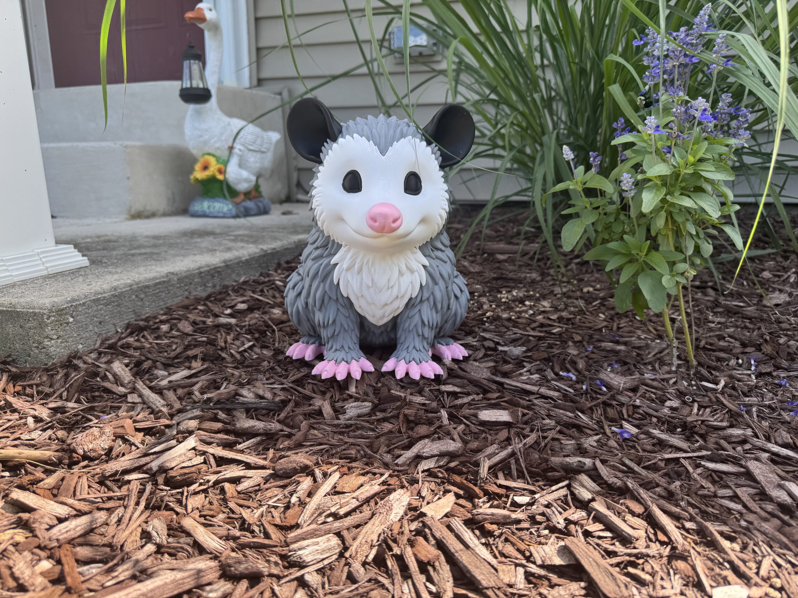 That Sweet Face: Opossum Display Figure - Image 2