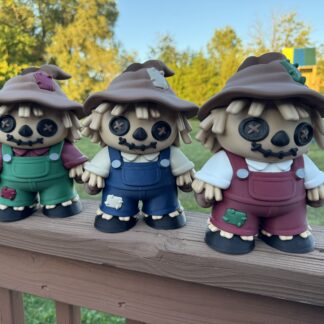 Double the Harvest Charm: The 2-in-1 Scarecrow Holder!