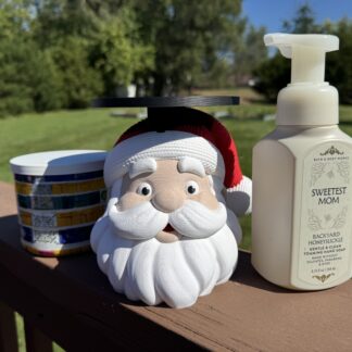 Bring the Magic of Christmas to Your Sink: The 2-in-1 Santa Soap & Candle Holder!