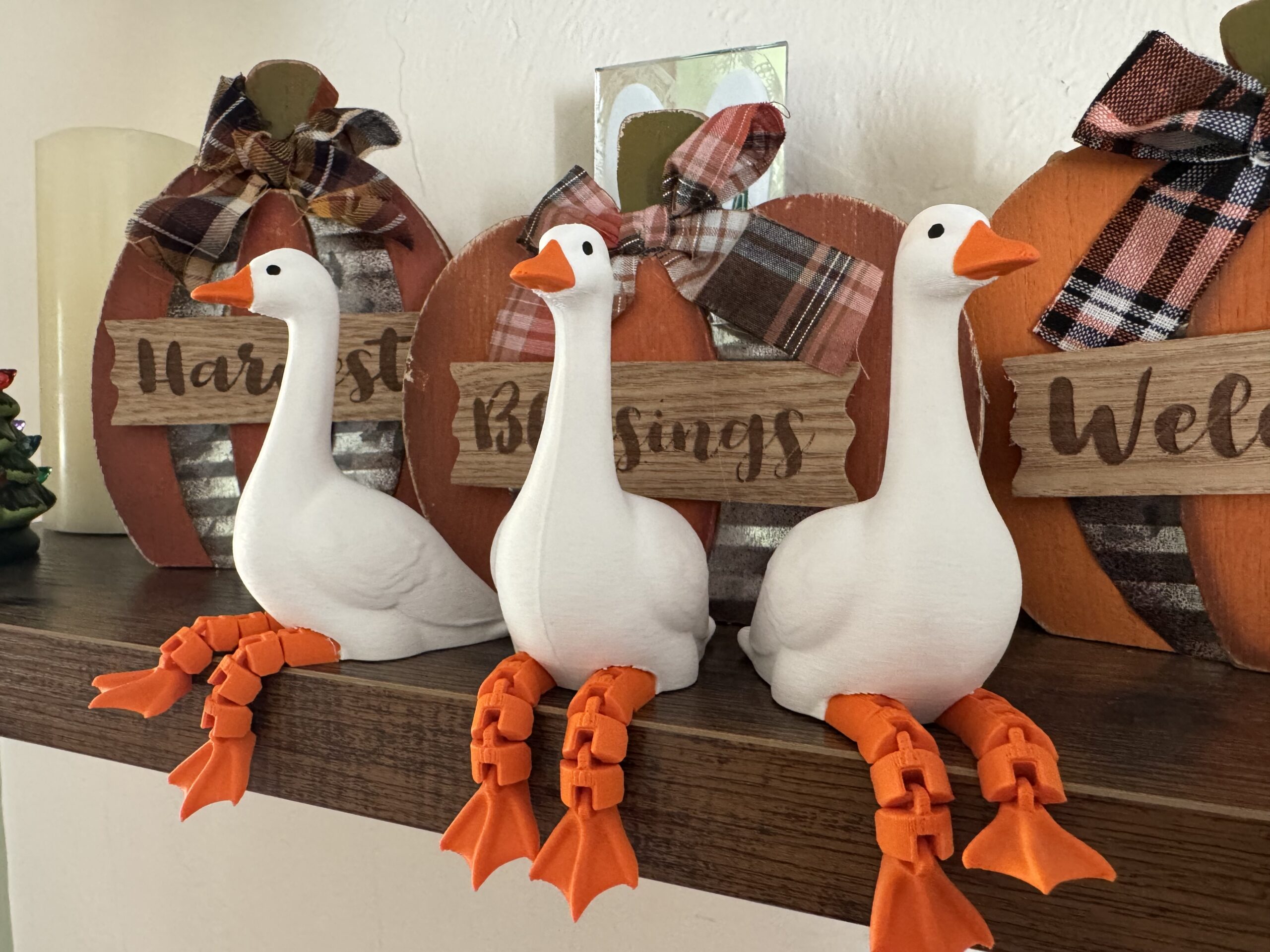 Goose Shelf Sitters with fully articulated legs! - Image 3
